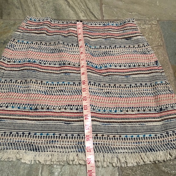 Cute Loft Skirt - Picture 8 of 9